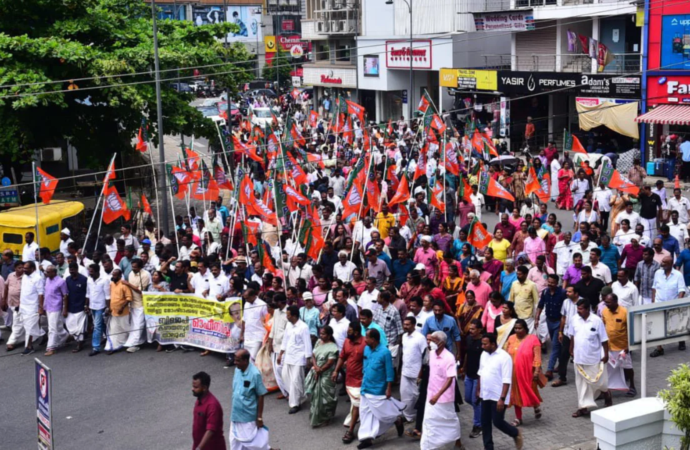 Kerala BJP workers climb barricades, cops shoot water canons as Sabarimala ‘gold theft’ protests intensify: Video | India News